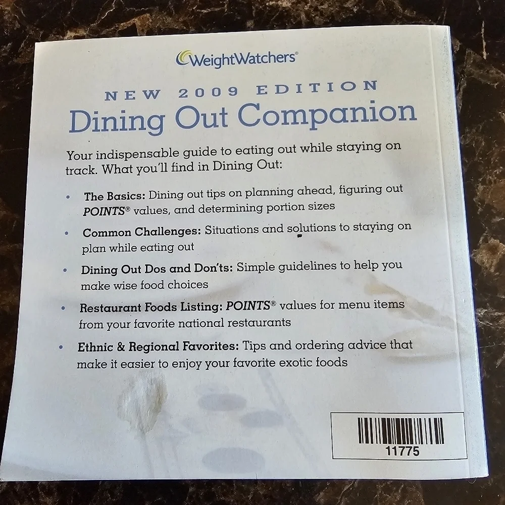 Weight Watchers Dining Out Companion Book